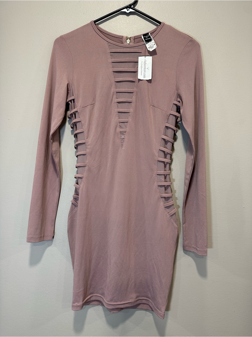 Windsor NWT Mauve Caged Ladder Cut Out Bodycon Mini Dress Long Sleeve Small